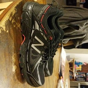 New balance shoes